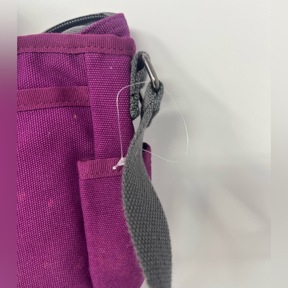 DULUTH Trading Co Plum Purple Canvas Travel Sling Bag Crossbody Purse Large NWOT - Picture 4 of 5